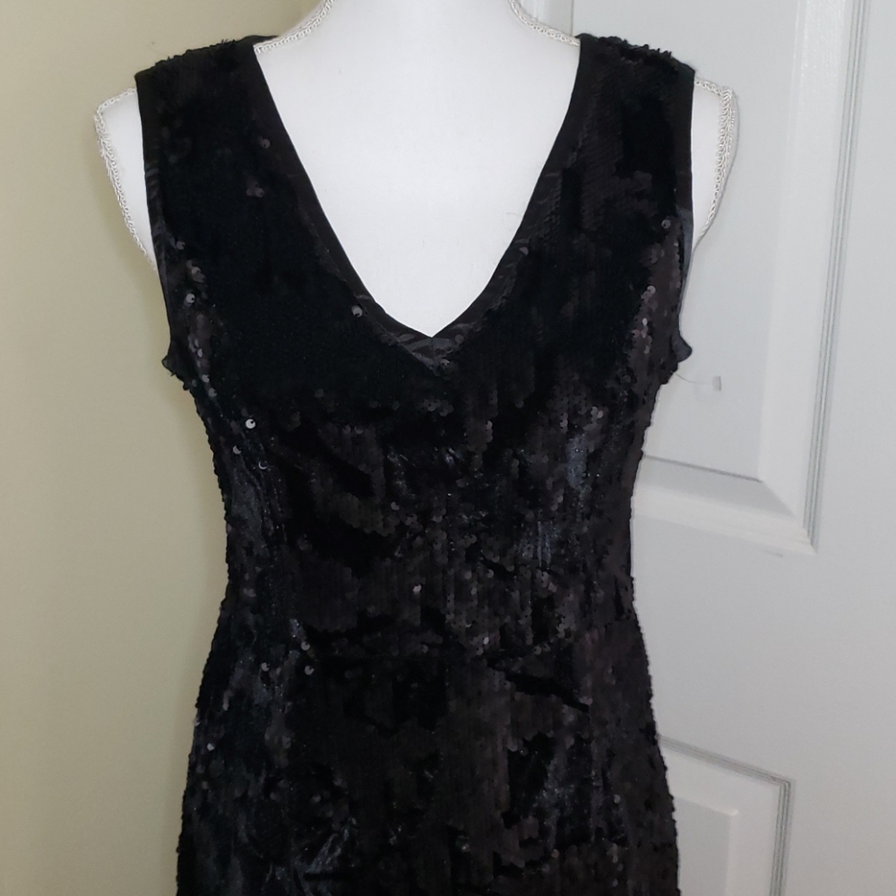 Romeo & Juliet Little Black sequin dress - Picture 9 of 13